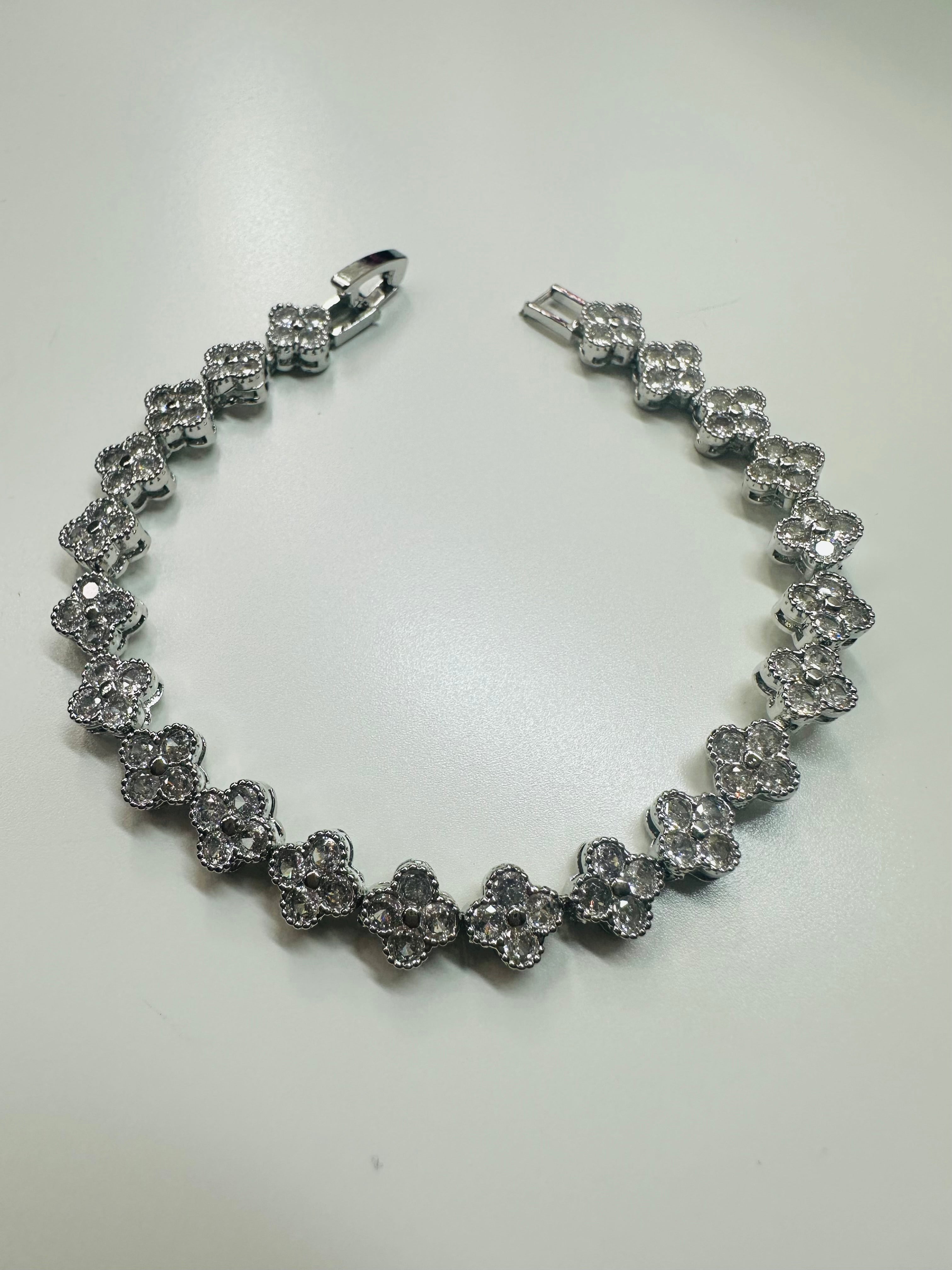 Flower zirconia crystal bracelets - silver hardware